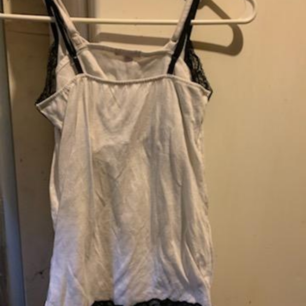 Bongo woman's top white/black